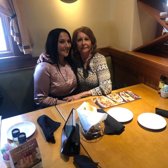 Mother & Daughter Closet makes for more variety💞! - Picture 11 of 12